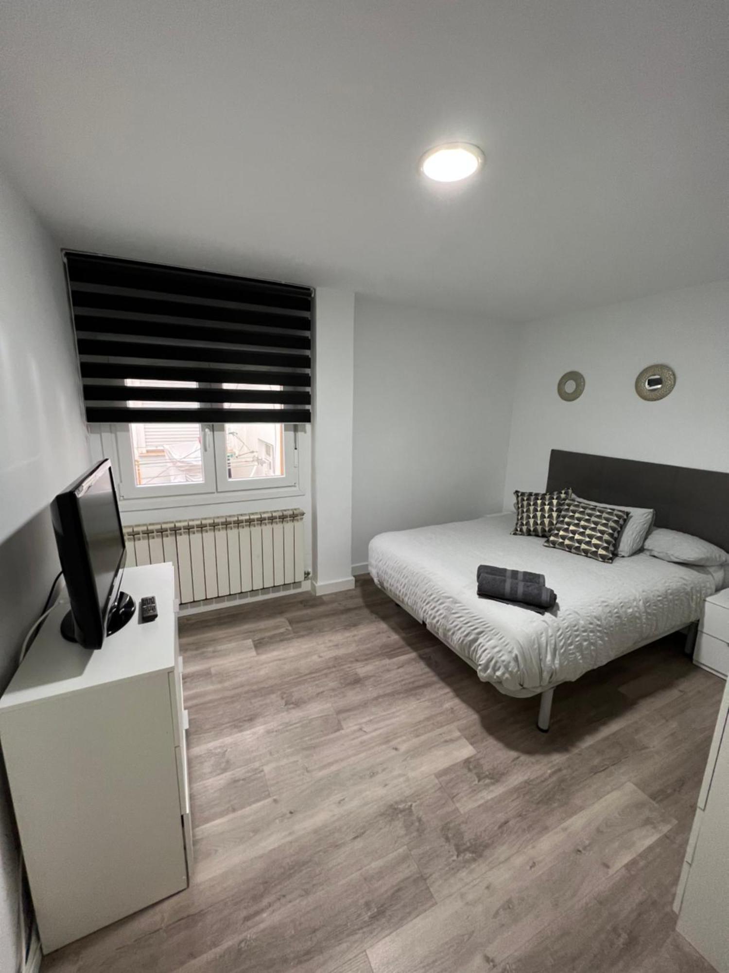 Apartamento En Zaragoza Junto A La Estacion Delicias Apartment Bagian luar foto