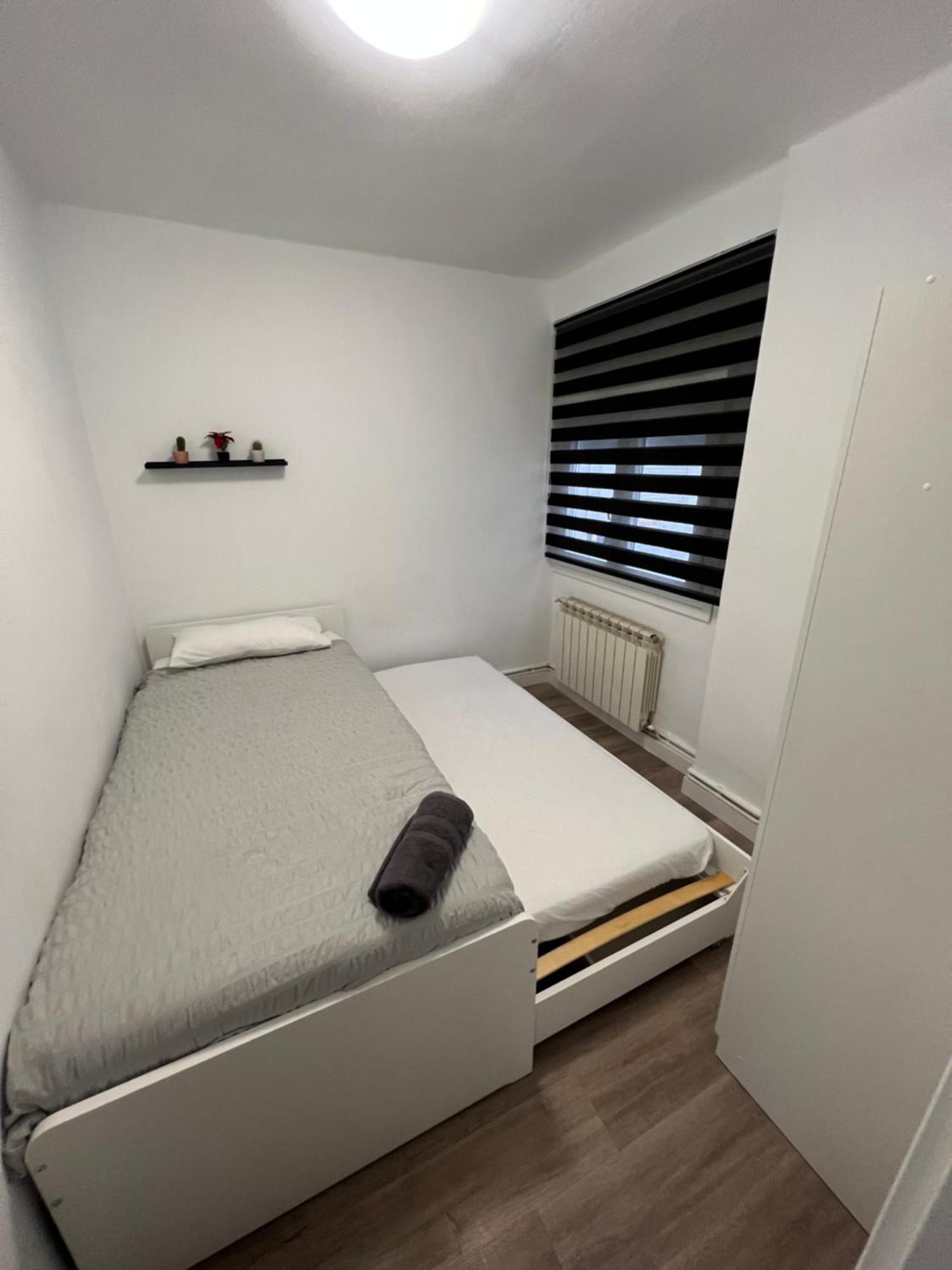 Apartamento En Zaragoza Junto A La Estacion Delicias Apartment Bagian luar foto